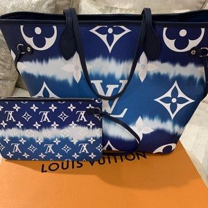 Louis Vuitton Monogram Escale Neverfull MM in Blue
